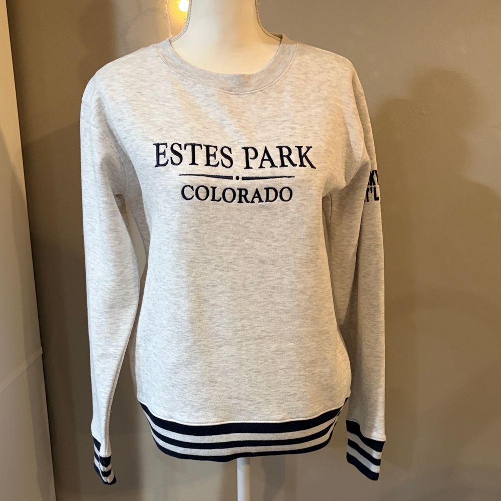 Gray Women's Crew Neck Sweater with Striped Hem